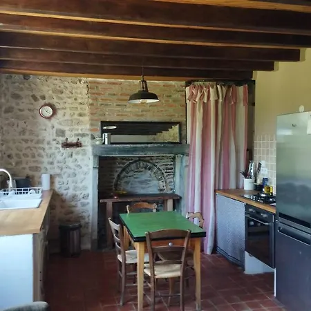 Le Bouchat : Maisonnette Au Calme Pour 2 +1 Guest Dom wakacyjny *